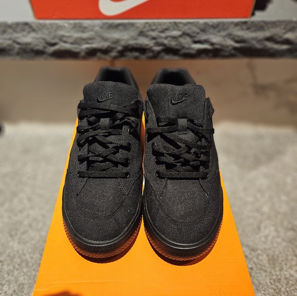 Size 10.5 - Nike Retro GTS Triple Black 2022 - Picture 2 of 5